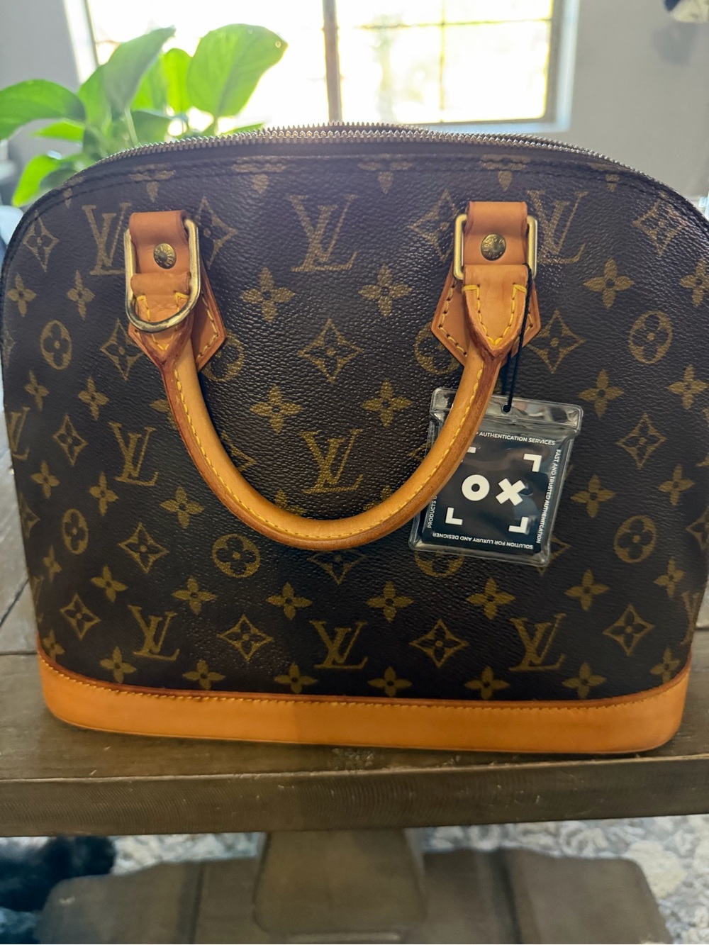 Louis Vuitton Alma PM